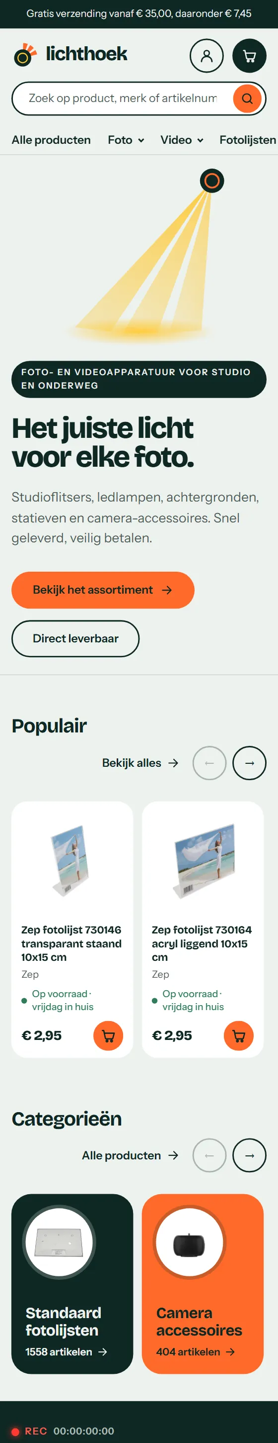 De voorpagina van lichthoek.nl op een telefoon.